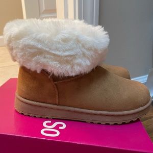 Chestnut Plush mini boots